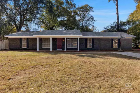 119 Craig Dr, Saraland, AL 36571