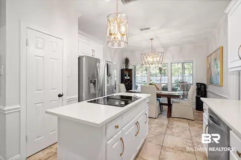 1125 Sutton Ct, Mobile, AL 36609 photo 8
