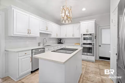 1125 Sutton Ct, Mobile, AL 36609 photo 6