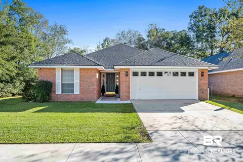 142 Kemper Ln, Fairhope, AL 36532