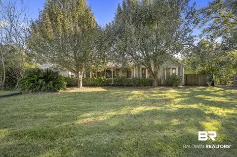 19300 Greeno Rd, Fairhope, AL 36532