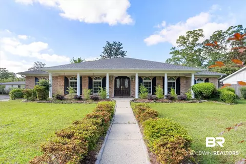 5709 Delrose Dr, Mobile, AL 36609
