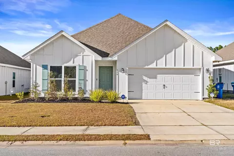 390 Gemini St, Gulf Shores, AL 36542