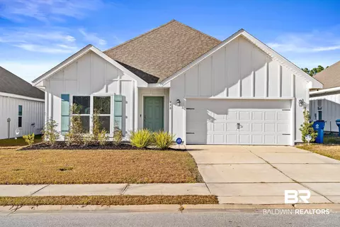 390 Gemini St, Gulf Shores, AL 36542