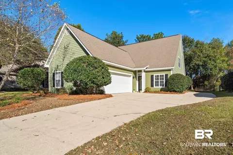 30922 Pine Ct, Spanish Fort, AL 36527