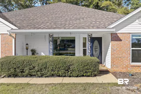 16621 Cherubim Ct, Loxley, AL 36551