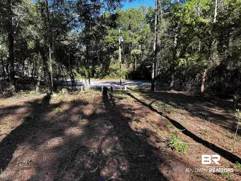 124 Tomrick Cir, Daphne, AL 36526