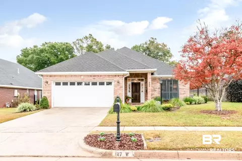 1117 W Hillcrest Xing, Mobile, AL 36695