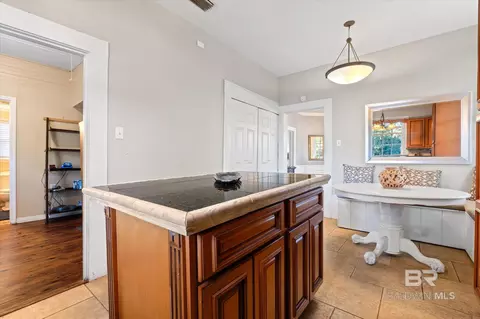 7 Rickarby Pl, Mobile, AL 36606 photo 10