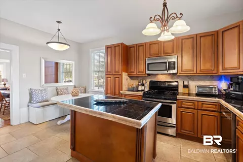 7 Rickarby Pl, Mobile, AL 36606 photo 8