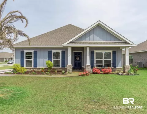 24761 Smarty Jones Cir, Daphne, AL 36526