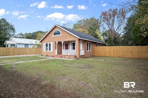 106 W 15th St, Bay Minette, AL 36507