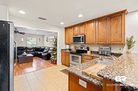 2855 E Rebecca Dr, Mobile, AL 36618 photo 7