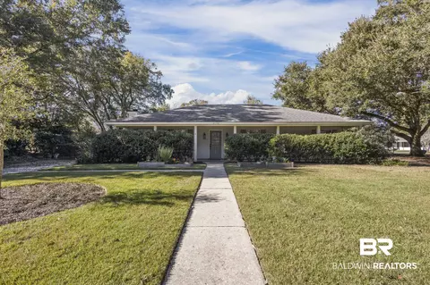 21155 Meadowbrook Dr, Fairhope, AL 36532 photo 2