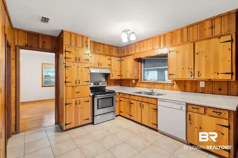 3858 Hillcrest Ln, Mobile, AL 36693 photo 8