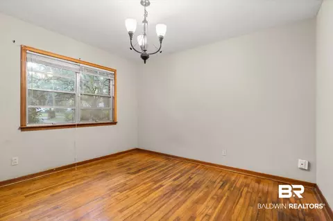 3858 Hillcrest Ln, Mobile, AL 36693 photo 6