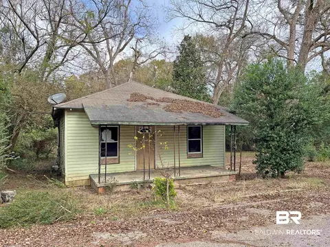 139 Rutherford Ln, Monroeville, AL 36460