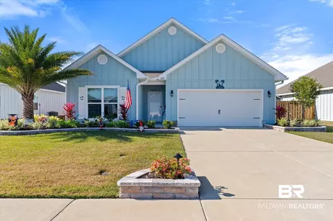 4207 Montague Dr, Gulf Shores, AL 36542