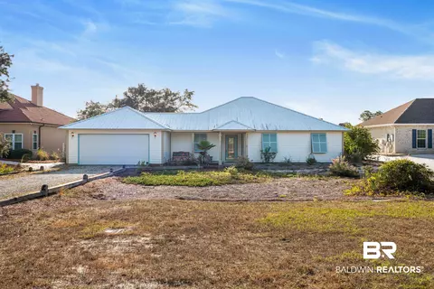 4612 Bayou Ct, Orange Beach, AL 36561