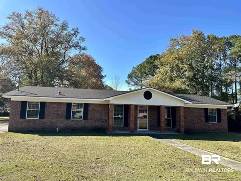 103 Avalon Ave, Brewton, AL 36426