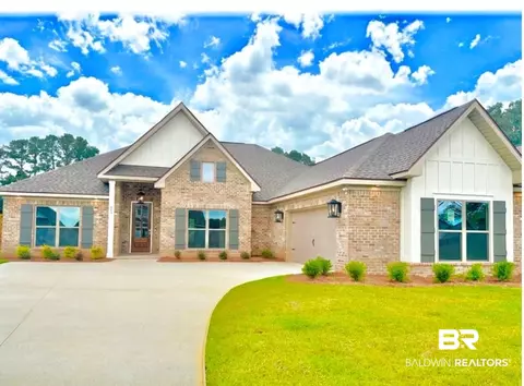 667 Kitfox Ave, Fairhope, AL 36532