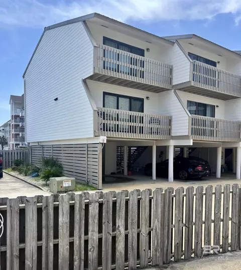 554 E Beach Blvd #1, Gulf Shores, AL 36542