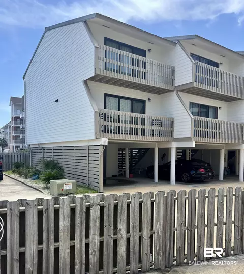554 E Beach Blvd #1, Gulf Shores, AL 36542