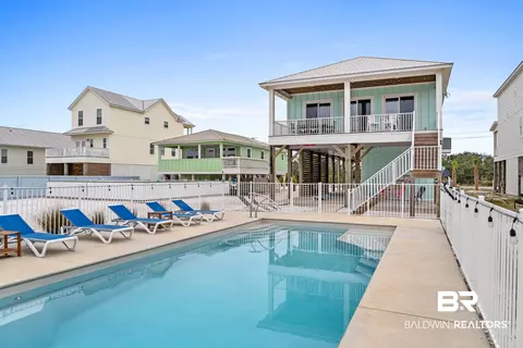 1317 W Lagoon Ave, Gulf Shores, AL 36542
