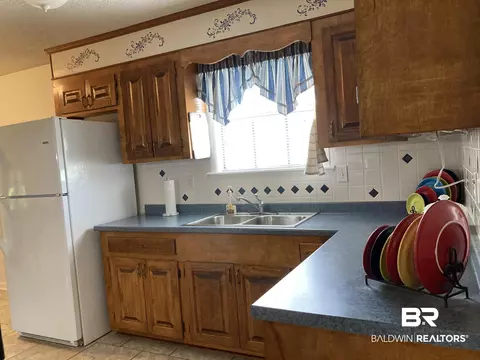 6151 Meadows Rd, Walnut Hill, FL 32568 photo 11