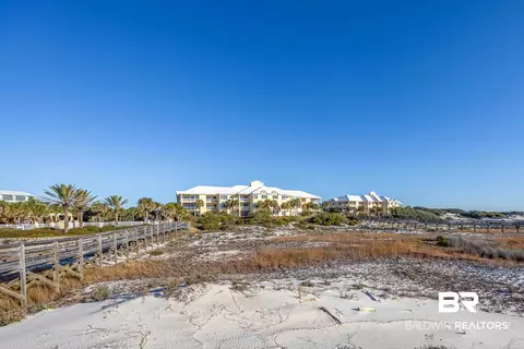 9270 State Highway 180 #305W, Gulf Shores, AL 36542