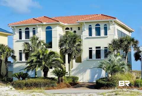 3217 Dolphin Dr, Gulf Shores, AL 36542