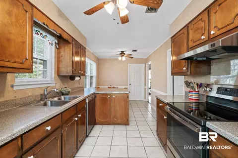 2875 Brookside Dr, Mobile, AL 36693 photo 8
