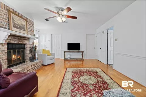 2875 Brookside Dr, Mobile, AL 36693 photo 3