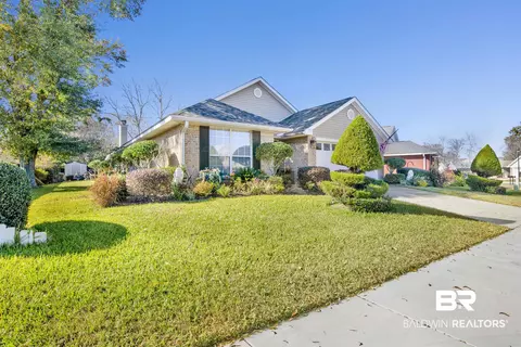101 Kemper Ln, Fairhope, AL 36532