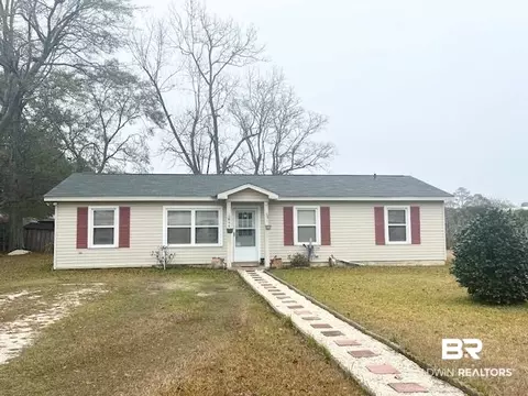 611 E Poplar St, Atmore, AL 36502