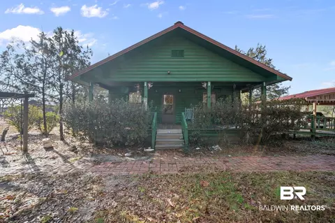 252 Priscilla Ln, Brewton, AL 36426