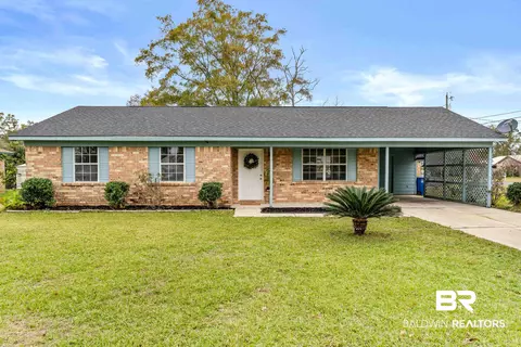426 W Peachtree Ave, Foley, AL 36535