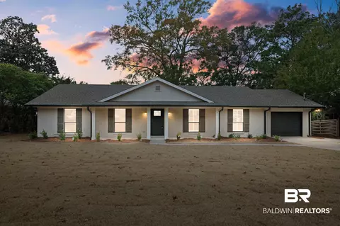 117 Spring Dr, Fairhope, AL 36532