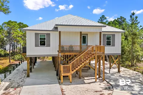 736 Gulf Way Dr, Gulf Shores, AL 36542