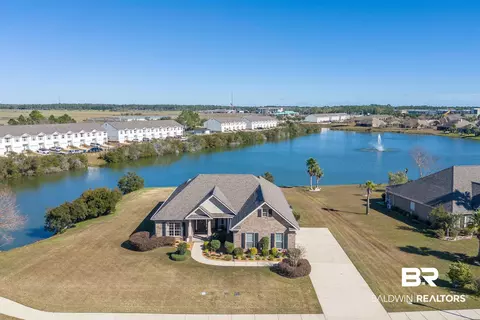 614 Royal Troon Cir, Gulf Shores, AL 36542