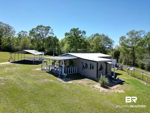 2930 W Highway 4, Century, FL 32535