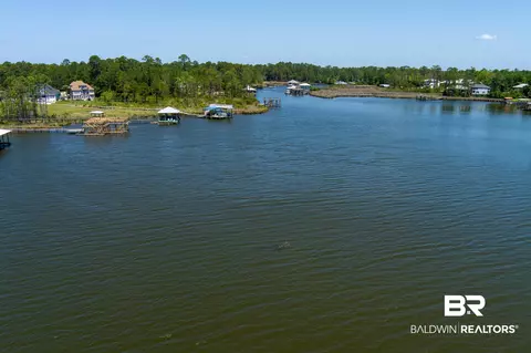 8945 Bay Point Dr, Elberta, AL 36530 photo 6