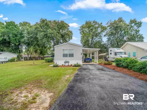 9380 Seabright Ave, Elberta, AL 36530 photo 3
