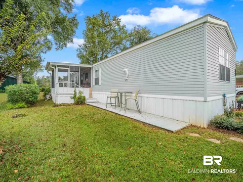 9380 Seabright Ave, Elberta, AL 36530 photo 2