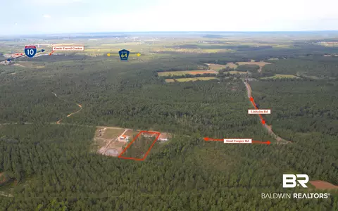 28432 Goat Cooper Rd, Robertsdale, AL 36567
