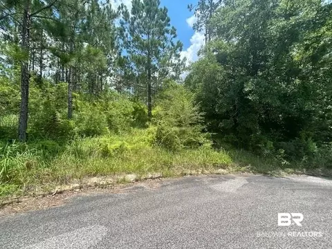 000 Woodpecker Ct, Spanish Fort, AL 36527