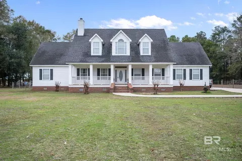 9539 Lakeview Rd, Bay Minette, AL 36507