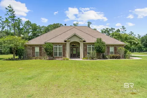 26053 Chatelaine Rd, Elberta, AL 36530