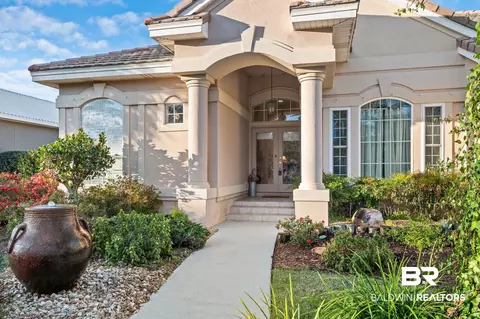 12 Lagoon Dr, Gulf Shores, AL 36542