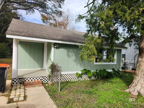 205 Clay St, Bay Minette, AL 36507